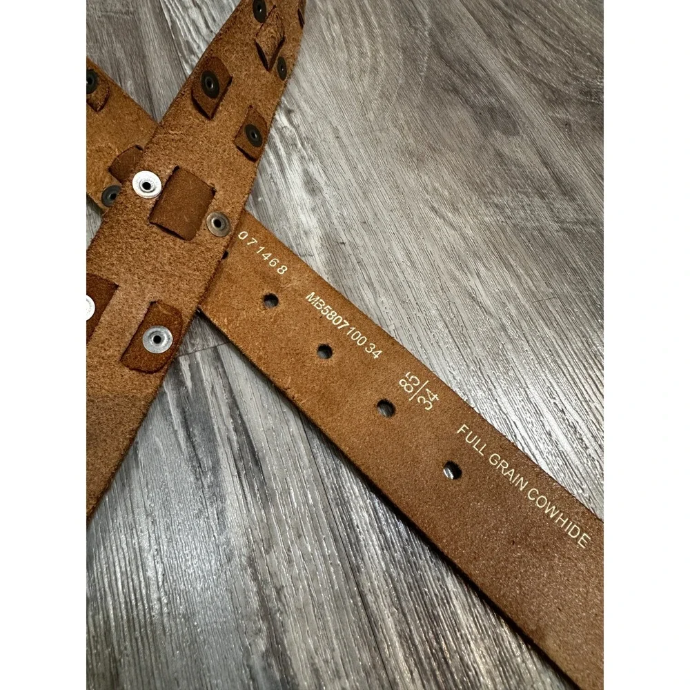 Fossil Mens Ivory Distressed Cracked Leather Studded Belt Size 34